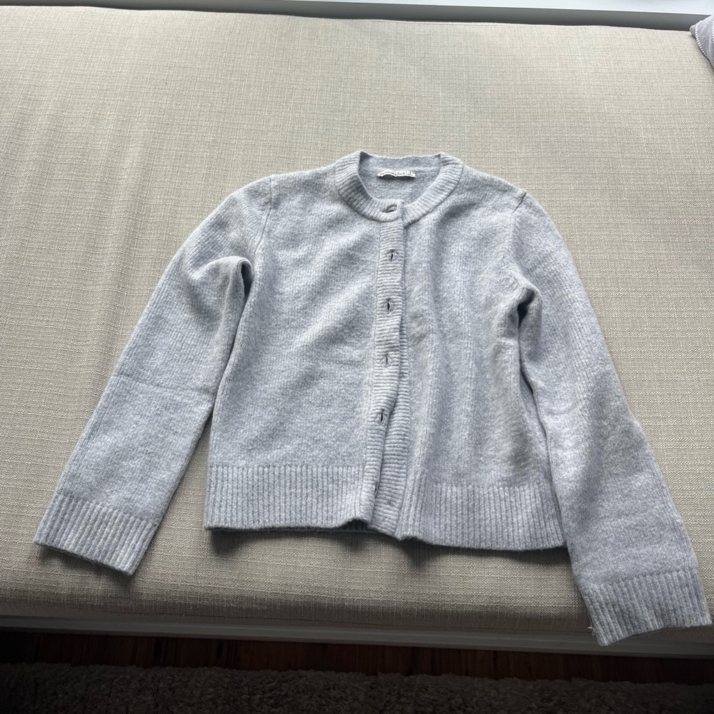 Gray cardigan Abercrombie